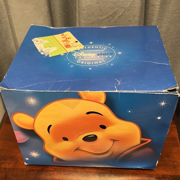 NIB Disney Store Exclusive Winnie the Pooh, Eeyore, Piglet Holiday Snowflake Mug - Picture 10 of 16
